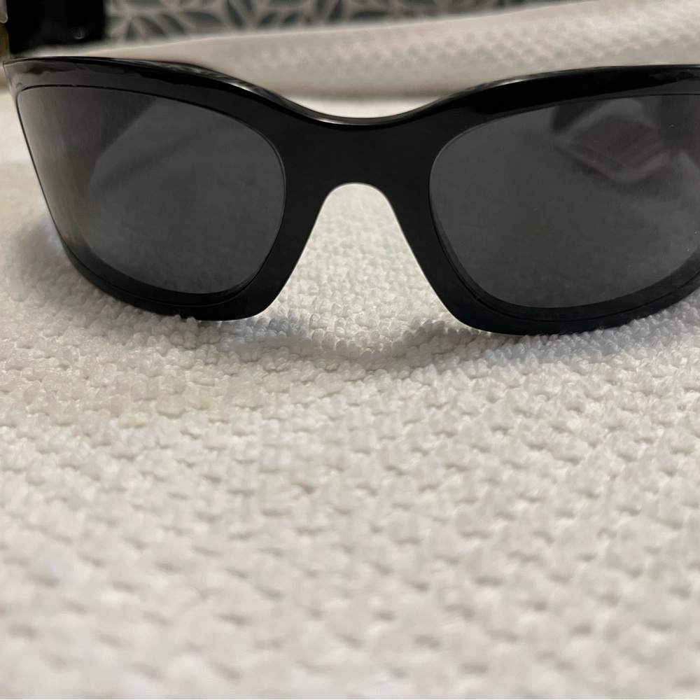 Stylish Black Sunglasses